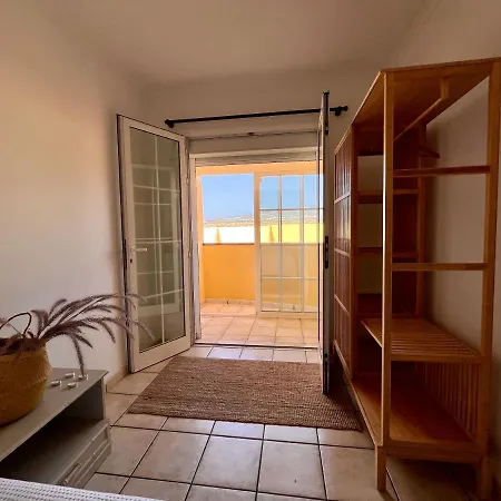 Integral 5 Coliving * Ελ Μέντανο