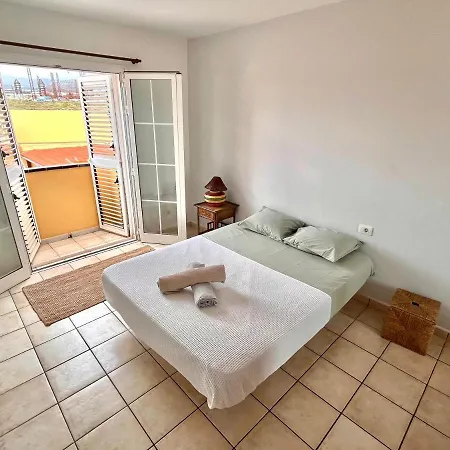 Integral 5 Coliving Bed and Breakfast *